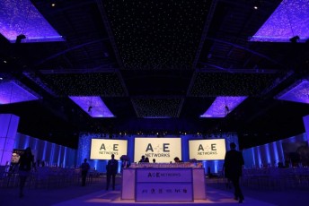 Chameleon Star Drape