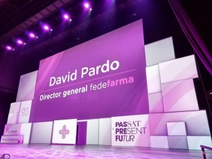 Single AV-Drop Modular Backdrop screen with custom white cubed boxes stacked for stage presentation